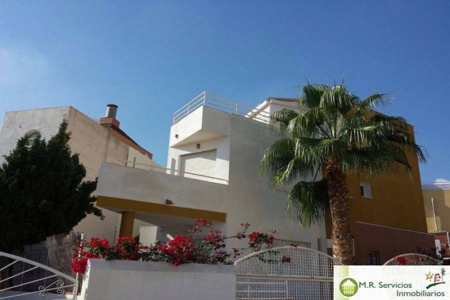 Orihuela,Alicante,España,2 Bedrooms Bedrooms,2 BathroomsBathrooms,Fincas-Villas,3830