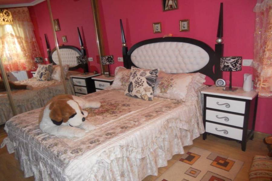 Torrevieja,Alicante,España,2 Bedrooms Bedrooms,1 BañoBathrooms,Apartamentos,33926