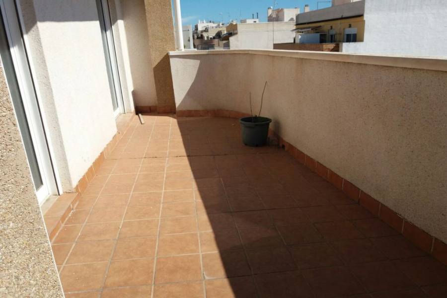Torrevieja,Alicante,España,4 Bedrooms Bedrooms,1 BañoBathrooms,Atico,33928