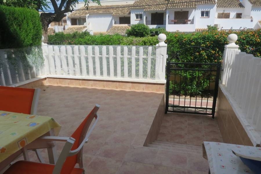 Santa Pola,Alicante,España,3 Bedrooms Bedrooms,1 BañoBathrooms,Bungalow,33963