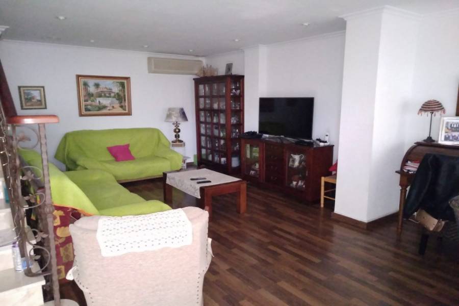 Elche,Alicante,España,4 Bedrooms Bedrooms,3 BathroomsBathrooms,Bungalow,33980