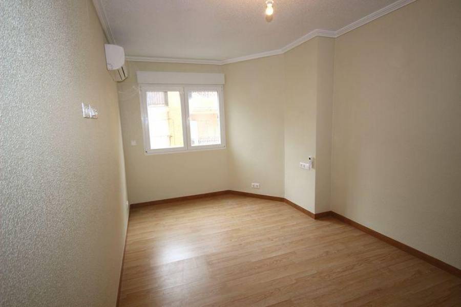 Torrevieja,Alicante,España,2 Bedrooms Bedrooms,1 BañoBathrooms,Pisos,3854