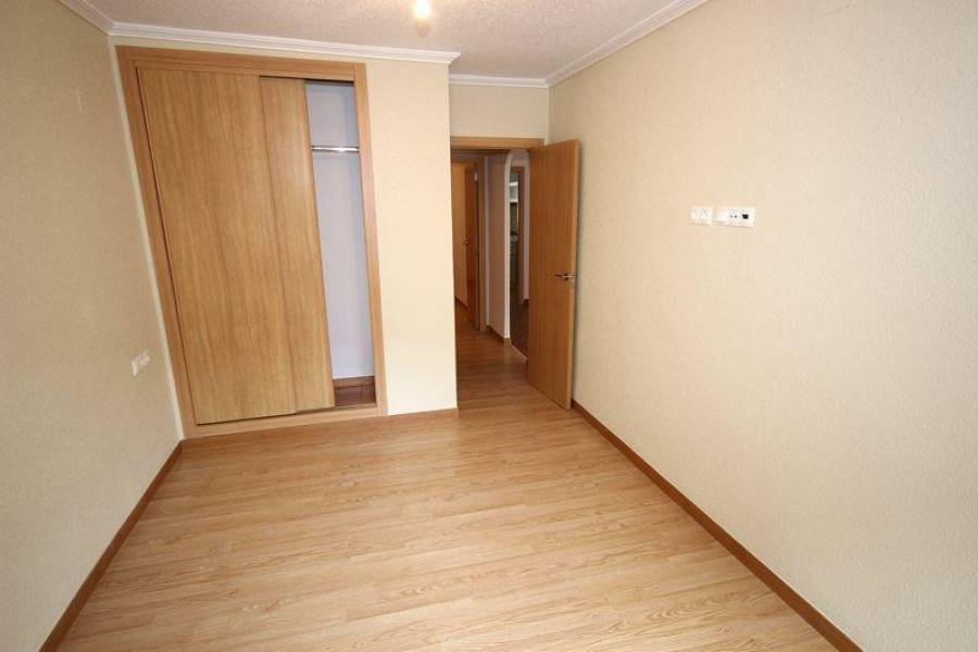 Torrevieja,Alicante,España,2 Bedrooms Bedrooms,1 BañoBathrooms,Pisos,3854