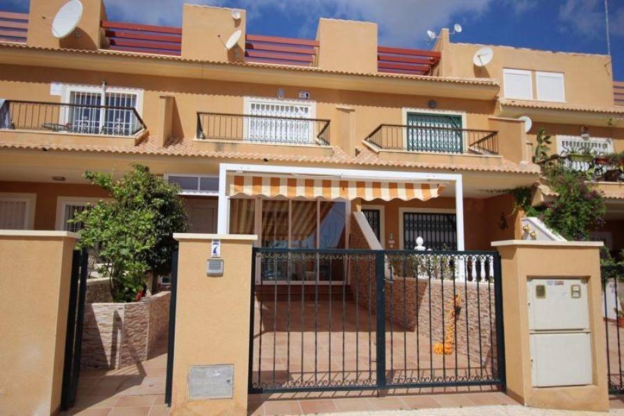 Orihuela,Alicante,España,3 Bedrooms Bedrooms,2 BathroomsBathrooms,Casas,3855