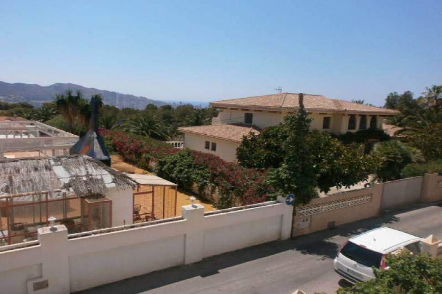 La Nucia,Alicante,España,3 Bedrooms Bedrooms,2 BathroomsBathrooms,Bungalow,34022
