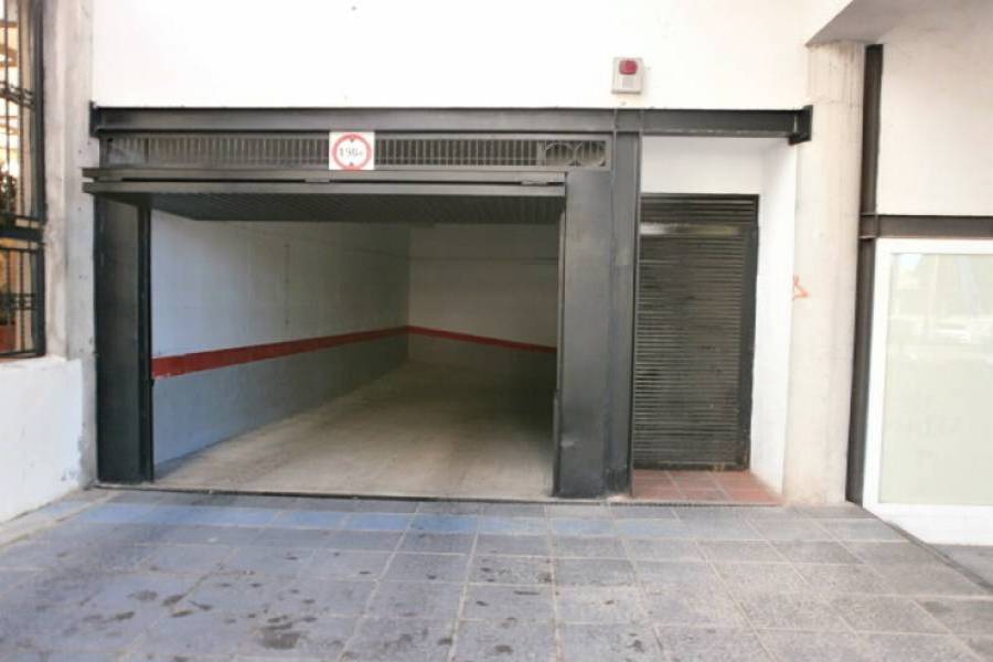 Benidorm,Alicante,España,Cocheras,34024