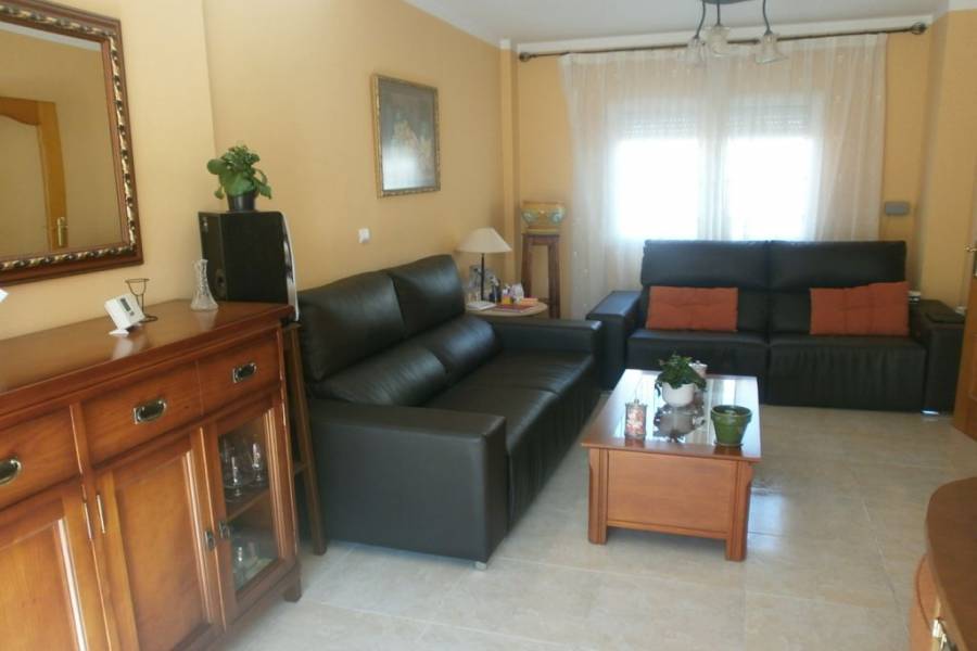 La Nucia,Alicante,España,3 Bedrooms Bedrooms,2 BathroomsBathrooms,Adosada,34025