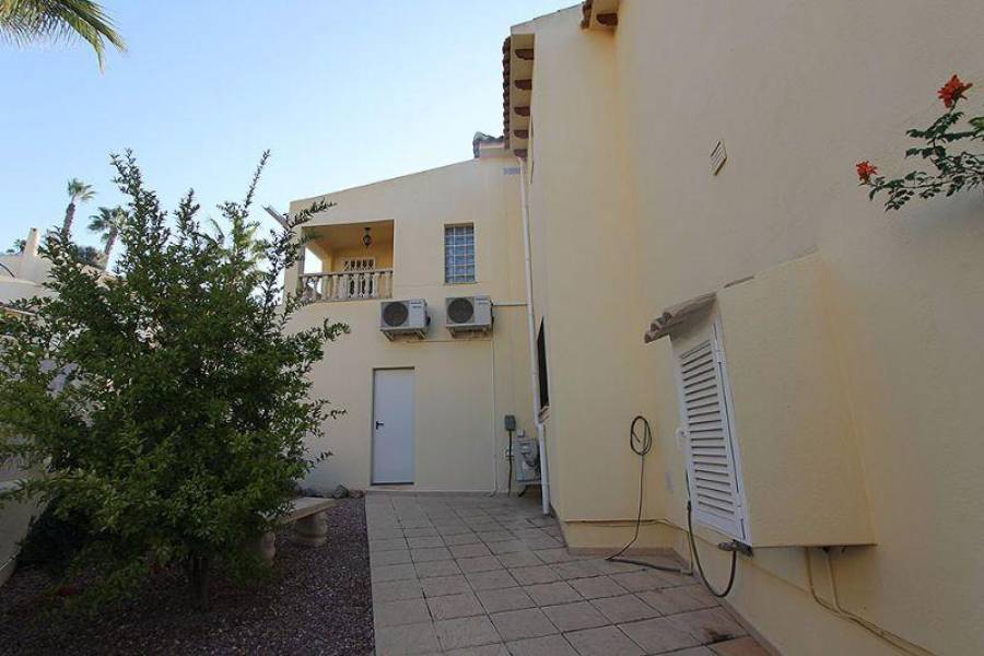Orihuela,Alicante,España,4 Bedrooms Bedrooms,4 BathroomsBathrooms,Fincas-Villas,3866