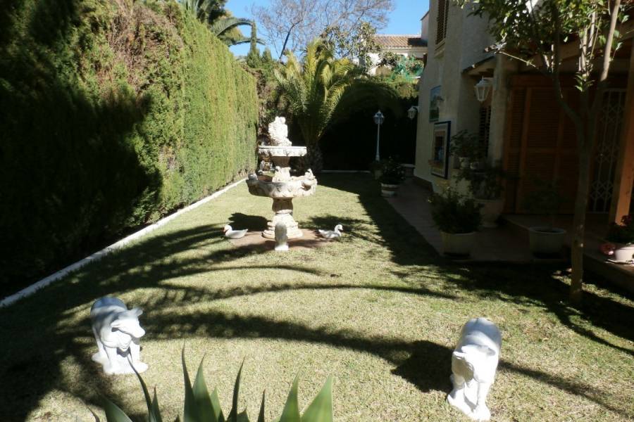 Benidorm,Alicante,España,3 Bedrooms Bedrooms,2 BathroomsBathrooms,Adosada,34120