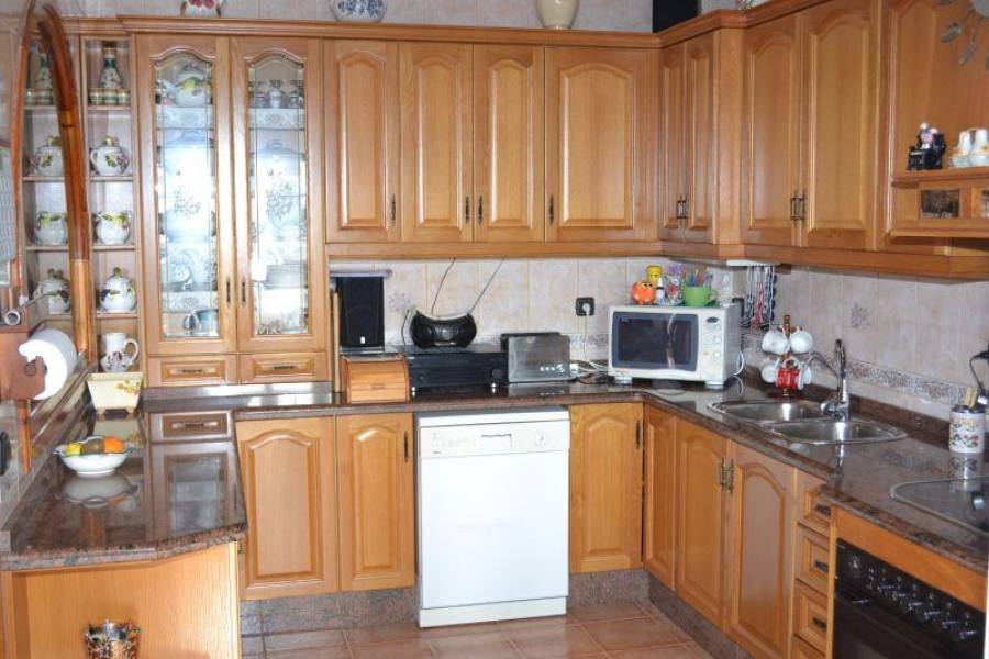 Ciudad Quesada,Alicante,España,5 Bedrooms Bedrooms,3 BathroomsBathrooms,Fincas-Villas,3869