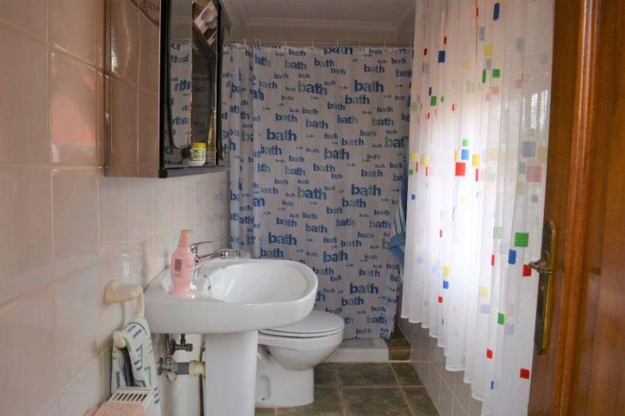 Ciudad Quesada,Alicante,España,5 Bedrooms Bedrooms,3 BathroomsBathrooms,Fincas-Villas,3869