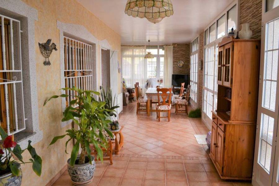 Ciudad Quesada,Alicante,España,5 Bedrooms Bedrooms,3 BathroomsBathrooms,Fincas-Villas,3869