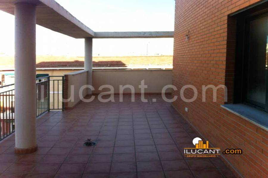 Alicante,Alicante,España,3 Bedrooms Bedrooms,2 BathroomsBathrooms,Atico,34152