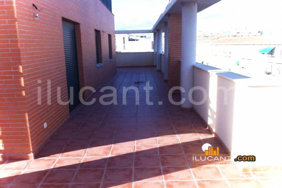 Alicante,Alicante,España,3 Bedrooms Bedrooms,2 BathroomsBathrooms,Atico,34152