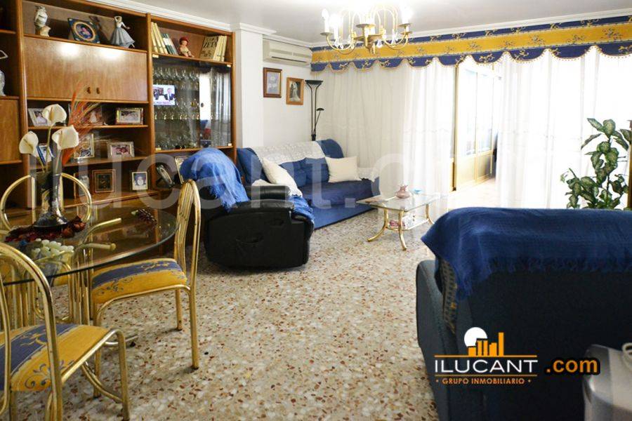 Alicante,Alicante,España,3 Bedrooms Bedrooms,2 BathroomsBathrooms,Atico,34161