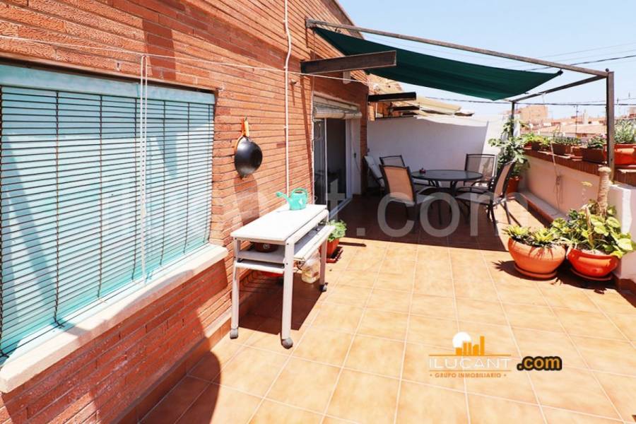 Alicante,Alicante,España,2 Bedrooms Bedrooms,1 BañoBathrooms,Atico,34165