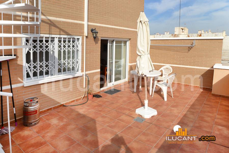 Alicante,Alicante,España,3 Bedrooms Bedrooms,2 BathroomsBathrooms,Atico,34188