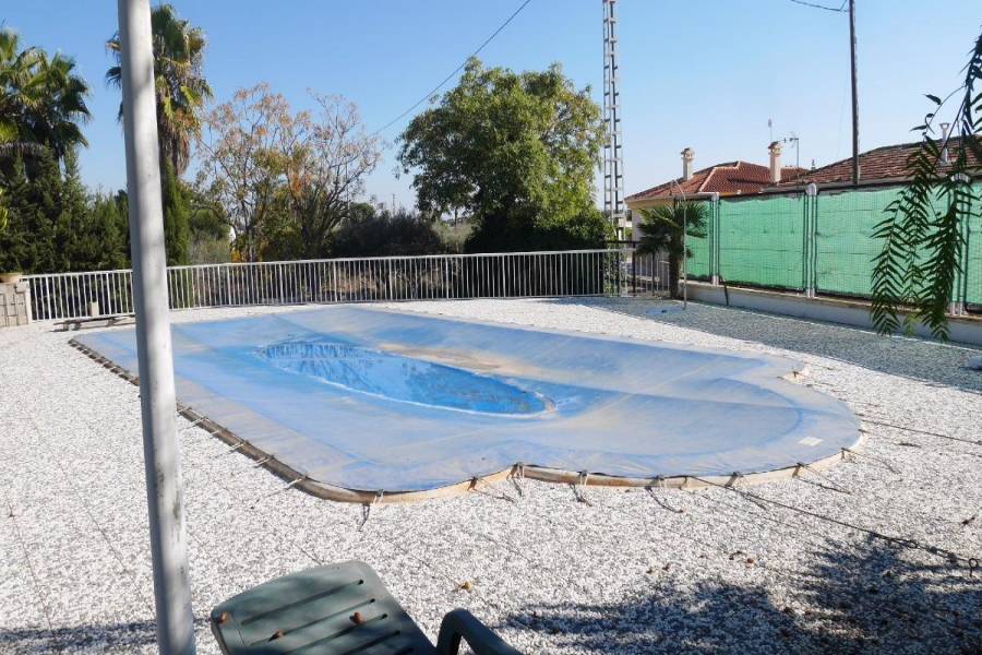 Valverde,Alicante,España,4 Bedrooms Bedrooms,1 BañoBathrooms,Chalets,34197
