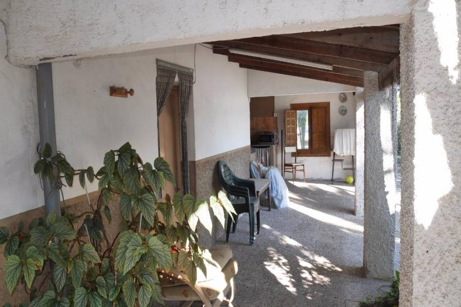 Valverde,Alicante,España,4 Bedrooms Bedrooms,1 BañoBathrooms,Chalets,34197