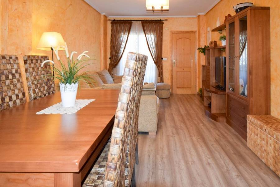 San Isidro, Alicante, España, 3 Bedrooms Bedrooms, ,2 BathroomsBathrooms,Adosada,Venta,34199