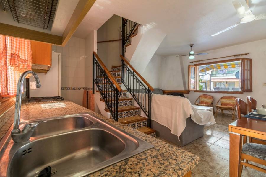 Santa Pola,Alicante,España,4 Bedrooms Bedrooms,3 BathroomsBathrooms,Bungalow,34217