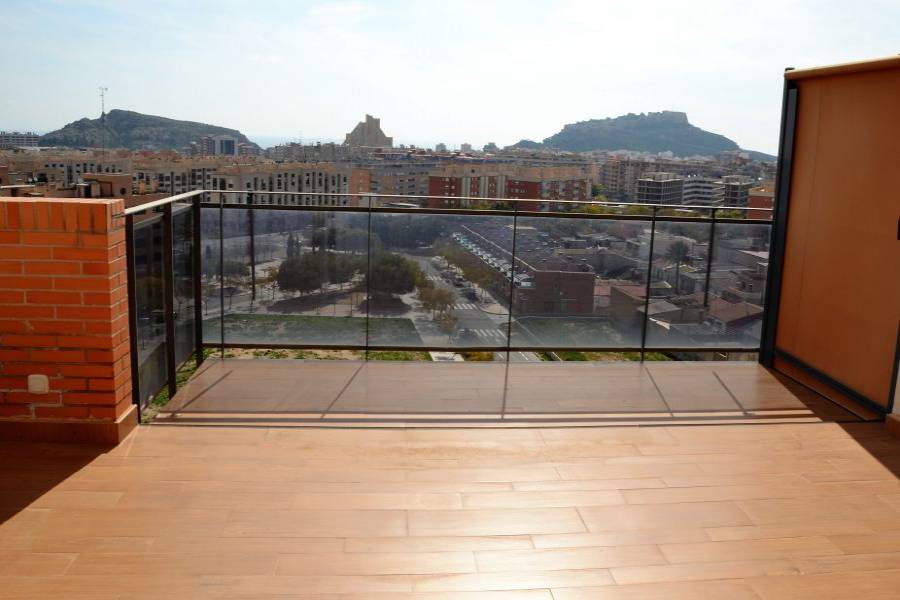 Alicante,Alicante,España,4 Bedrooms Bedrooms,3 BathroomsBathrooms,Atico,34221