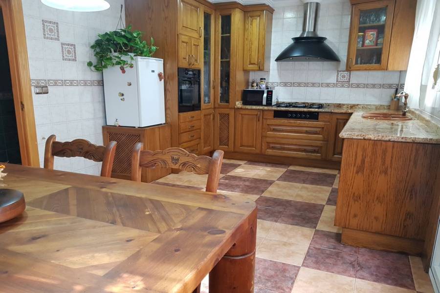 Sax,Alicante,España,3 Bedrooms Bedrooms,2 BathroomsBathrooms,Bungalow,34283