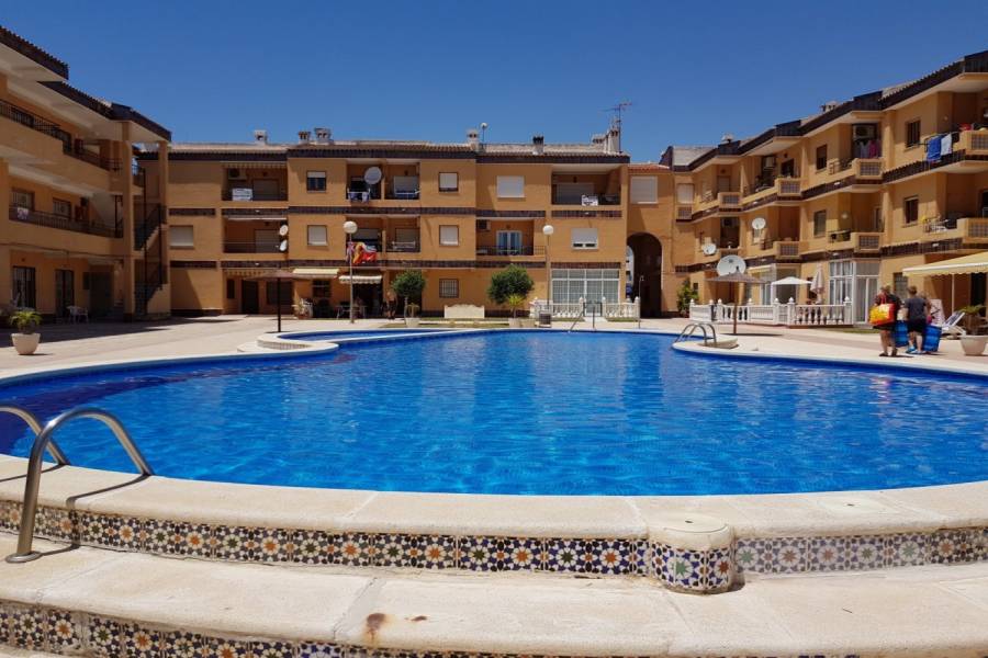 Torrevieja,Alicante,España,2 Bedrooms Bedrooms,1 BañoBathrooms,Atico,34330