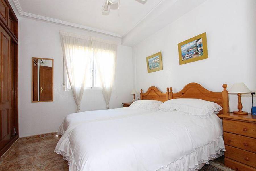 Orihuela,Alicante,España,2 Bedrooms Bedrooms,1 BañoBathrooms,Bauleras,3891