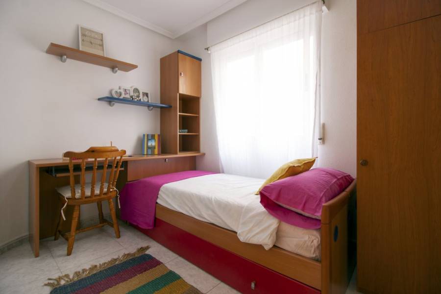 Torrevieja,Alicante,España,3 Bedrooms Bedrooms,2 BathroomsBathrooms,Apartamentos,34352