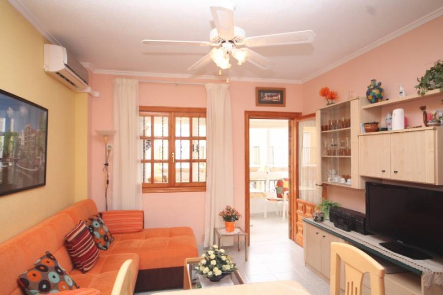 Torrevieja,Alicante,España,2 Bedrooms Bedrooms,1 BañoBathrooms,Bungalow,34360