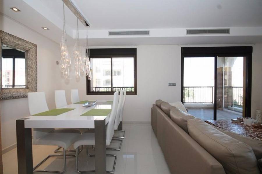 Guardamar del Segura,Alicante,España,3 Bedrooms Bedrooms,2 BathroomsBathrooms,Apartamentos,34363