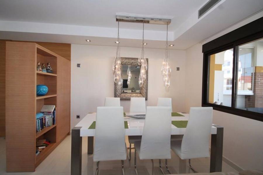 Guardamar del Segura,Alicante,España,3 Bedrooms Bedrooms,2 BathroomsBathrooms,Apartamentos,34363