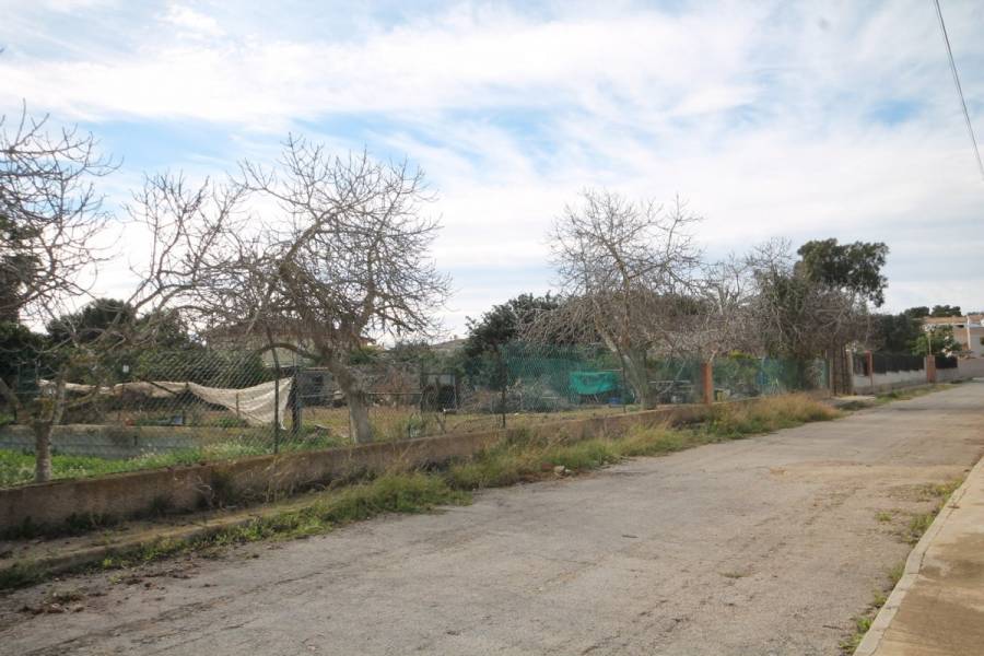 Torrevieja,Alicante,España,9 Bedrooms Bedrooms,3 BathroomsBathrooms,Chalets,34370