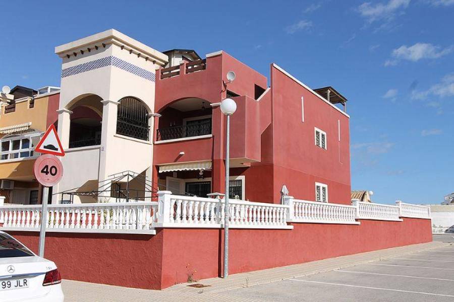 Orihuela,Alicante,España,2 Bedrooms Bedrooms,2 BathroomsBathrooms,Bauleras,3894