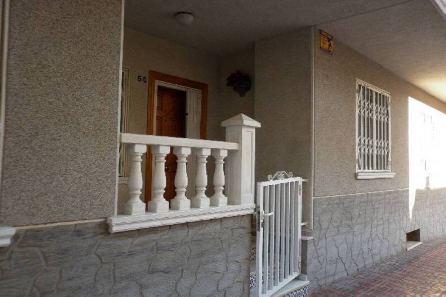 Torrevieja,Alicante,España,3 Bedrooms Bedrooms,2 BathroomsBathrooms,Planta baja,34383