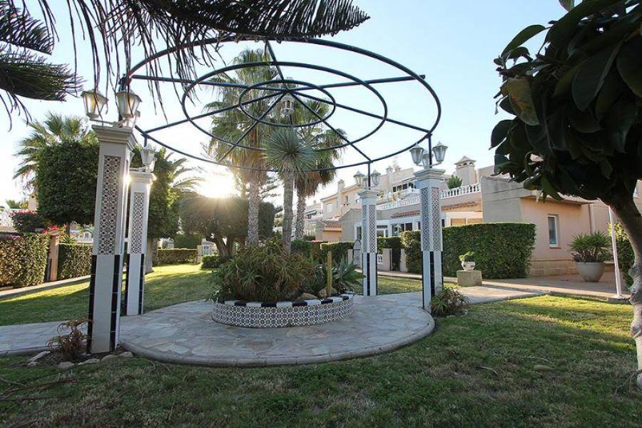 Orihuela,Alicante,España,2 Bedrooms Bedrooms,1 BañoBathrooms,Cabañas-bungalows,3895
