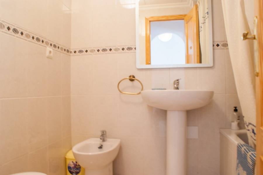 Torrevieja,Alicante,España,2 Bedrooms Bedrooms,1 BañoBathrooms,Apartamentos,34406