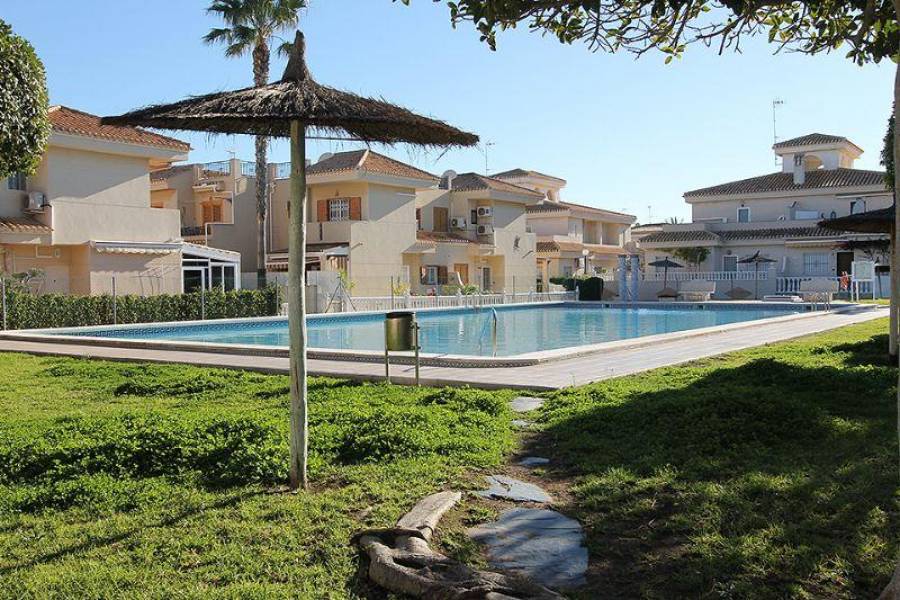 Orihuela,Alicante,España,2 Bedrooms Bedrooms,1 BañoBathrooms,Cabañas-bungalows,3897