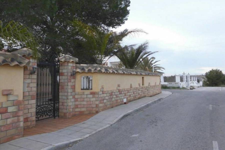 Santa Pola,Alicante,España,5 Bedrooms Bedrooms,2 BathroomsBathrooms,Chalets,34421
