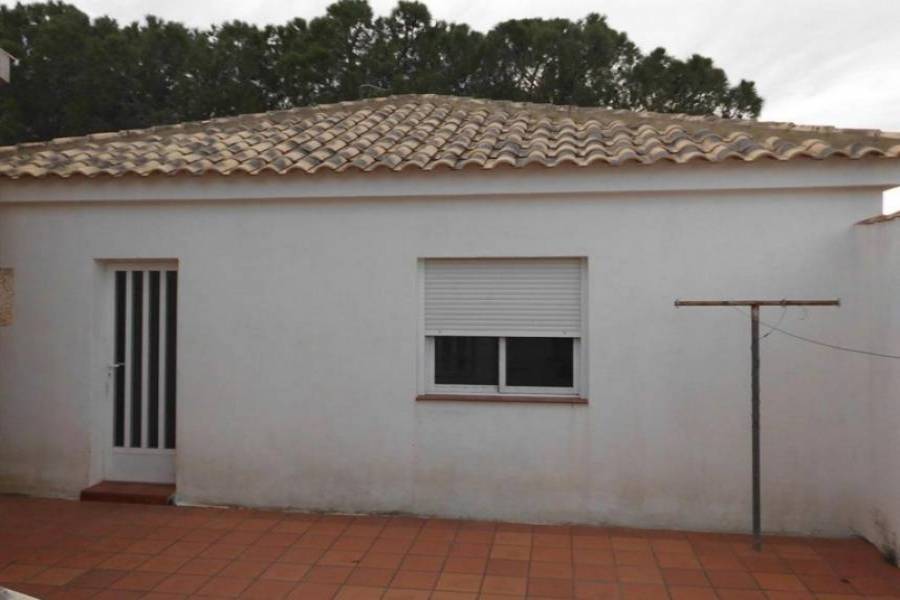 Santa Pola,Alicante,España,5 Bedrooms Bedrooms,2 BathroomsBathrooms,Chalets,34421