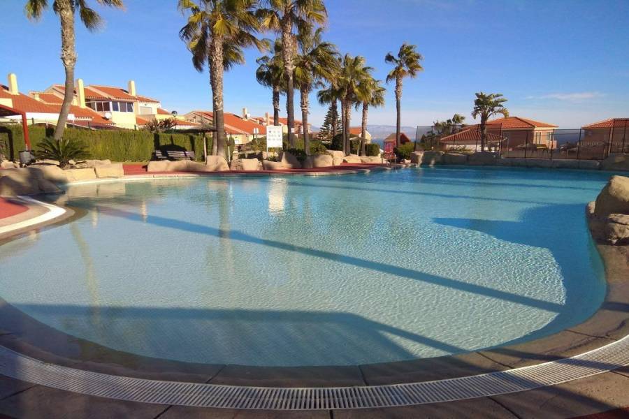 Santa Pola,Alicante,España,4 Bedrooms Bedrooms,3 BathroomsBathrooms,Bungalow,34426