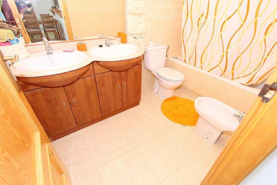 Orihuela,Alicante,España,2 Bedrooms Bedrooms,1 BañoBathrooms,Apartamentos,3899