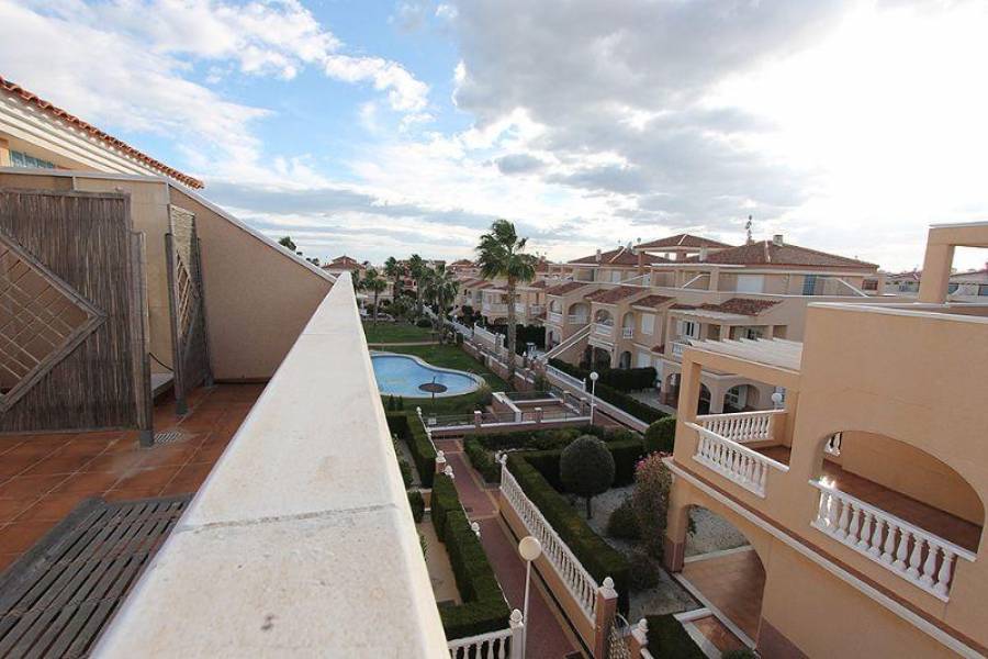 Orihuela,Alicante,España,3 Bedrooms Bedrooms,3 BathroomsBathrooms,Fincas-Villas,3902