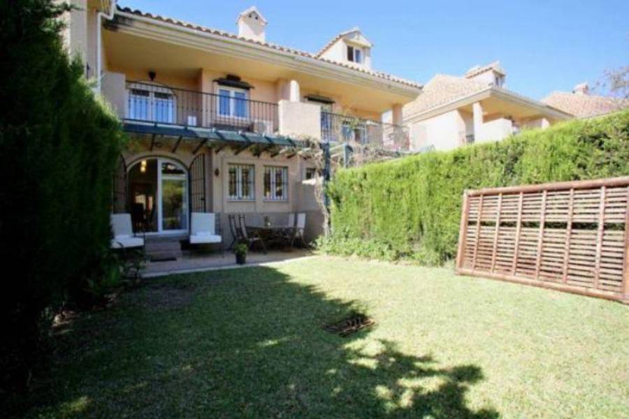 Línea de la Concepción,La,Cádiz,España,3 Bedrooms Bedrooms,4 BathroomsBathrooms,Fincas-Villas,3903