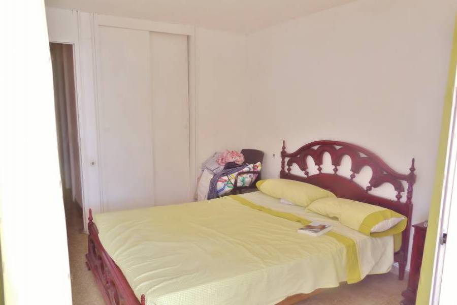 Alicante,Alicante,España,3 Bedrooms Bedrooms,1 BañoBathrooms,Apartamentos,34489
