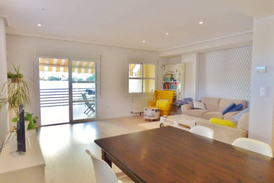 Alicante,Alicante,España,3 Bedrooms Bedrooms,2 BathroomsBathrooms,Bungalow,34493