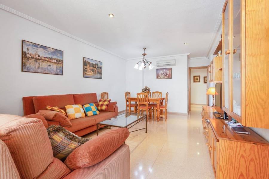 el Campello,Alicante,España,3 Bedrooms Bedrooms,2 BathroomsBathrooms,Apartamentos,34494