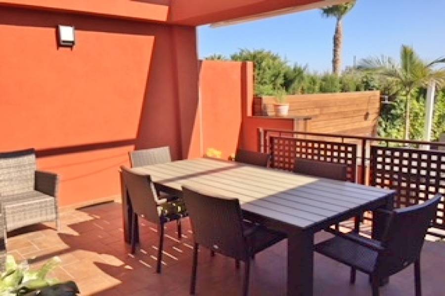 Alicante,Alicante,España,4 Bedrooms Bedrooms,3 BathroomsBathrooms,Adosada,34495