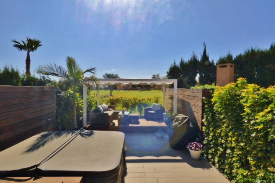 Alicante,Alicante,España,4 Bedrooms Bedrooms,3 BathroomsBathrooms,Adosada,34495